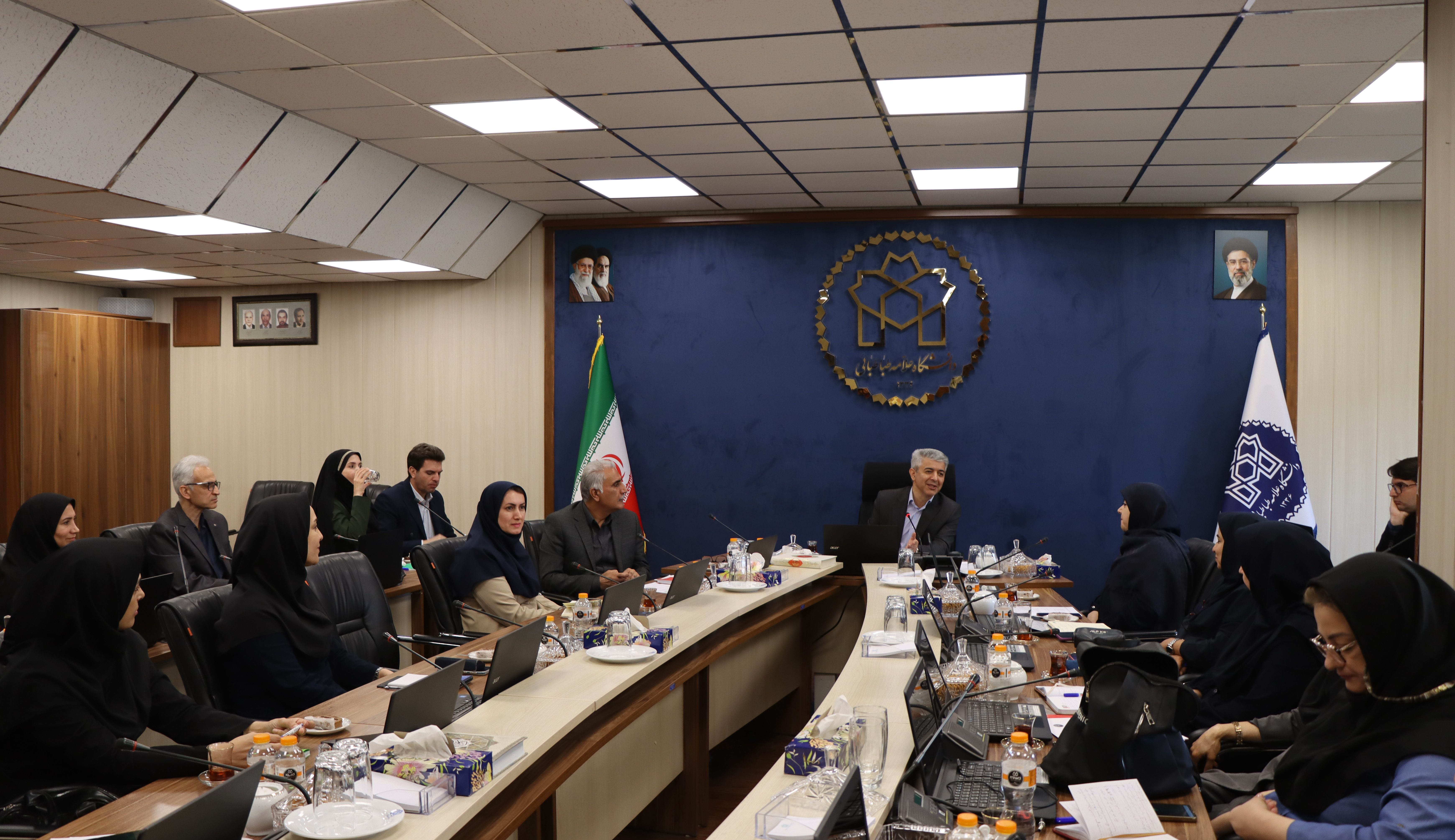تقدیر معاون آموزشی از روسای ادارات به مناسبت دهه سرآمدی آموزش