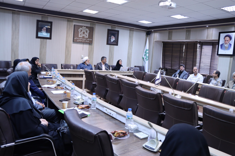 جلسه هماهنگی ارایه متمرکز دروس معارف اسلامی در مقطع کارشناسی