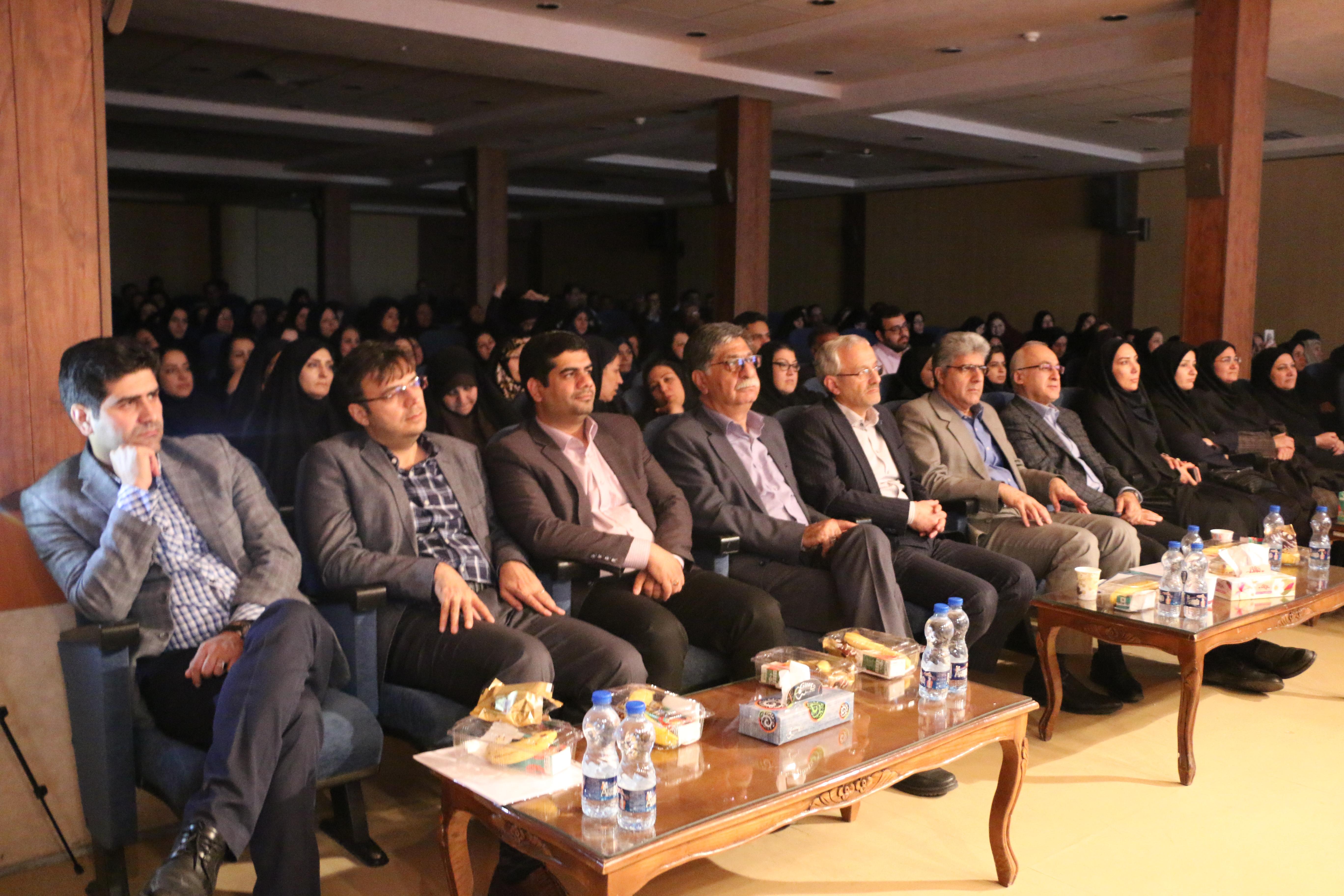 برگزاری جشن بزرگ هفته آموزش(ویژه کارکنان آموزش دانشگاه)