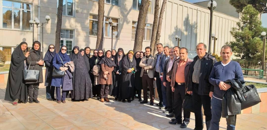 برگزاری دوره ضمن خدمت کارکنان دانشگاه در مرکز آموزش های تخصصی آزاد