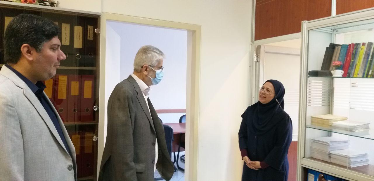 گزارش تصویری دیدار نوروزی دکتر معتمدی ریاست محترم دانشگاه به همراه دکتر آدمی معاون محترم آموزشی از کارکنان حوزه ستادی آموزش