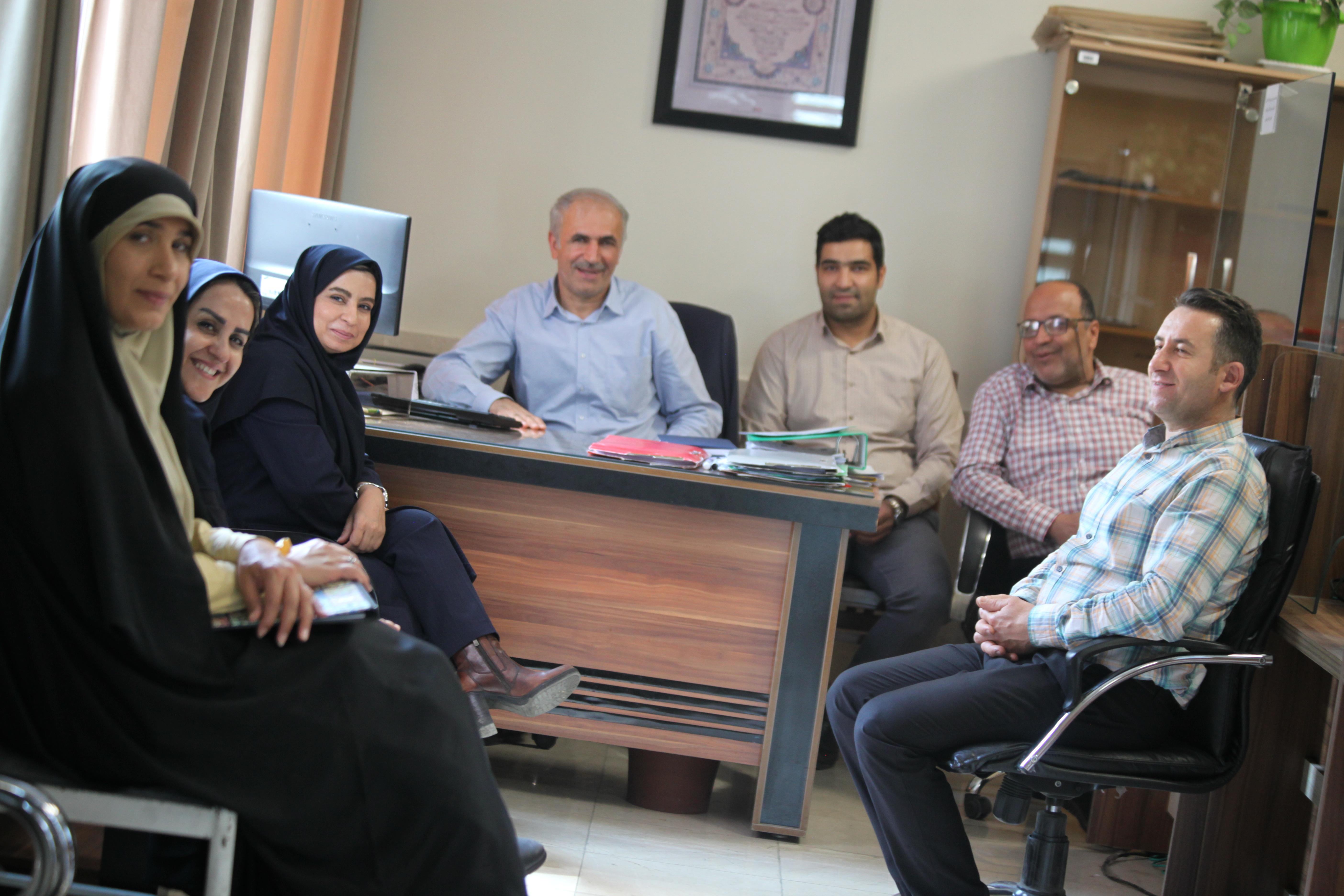 نشست‌صمیمانه معاون‌ و‌‌‌‌‌‌ روسا ‌‌‌ستادی مدیریت خدمات آموزشی با ادارات آموزش دانشکده ها