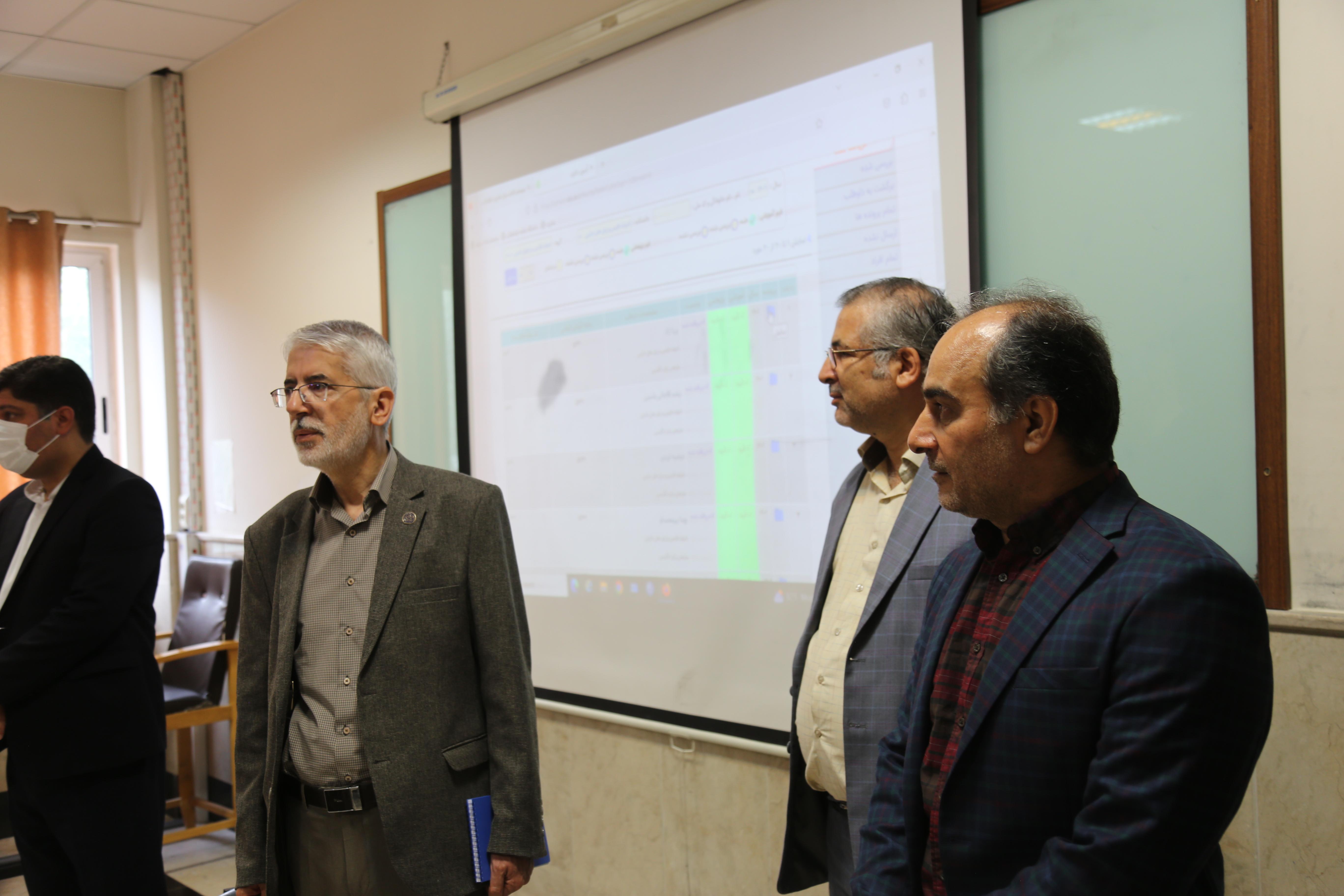 دانشجویان دکتری باید در مسیری حرکت کنند که بتوانند سهمی در حل مشکلات جامعه داشته باشند