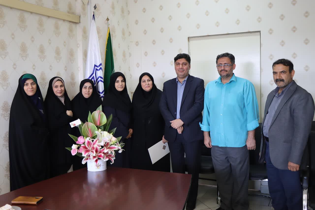 تقدیر معاون آموزشی از دفتر شاهد و ایثارگران